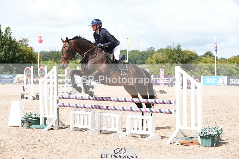 250731-120049-01578 - Cls 09  95cm Nat Am Qual