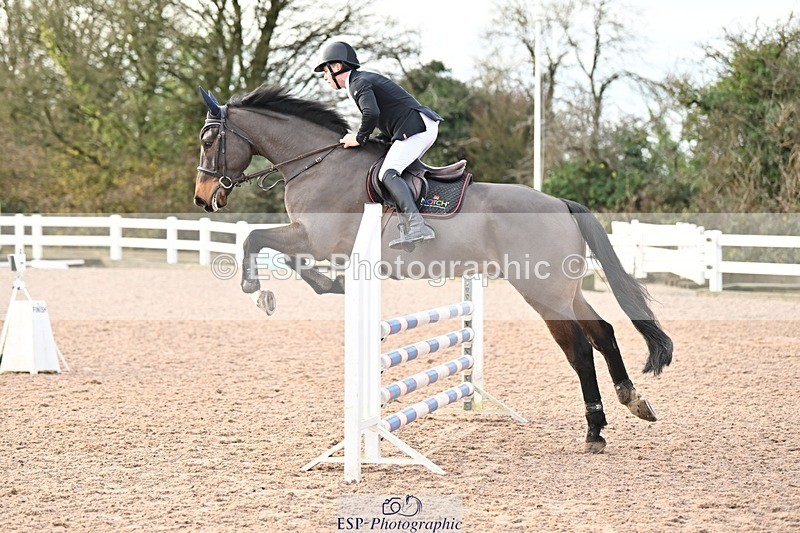 241206-100051-00144 - Cls 2 British Novice and 90cm Open