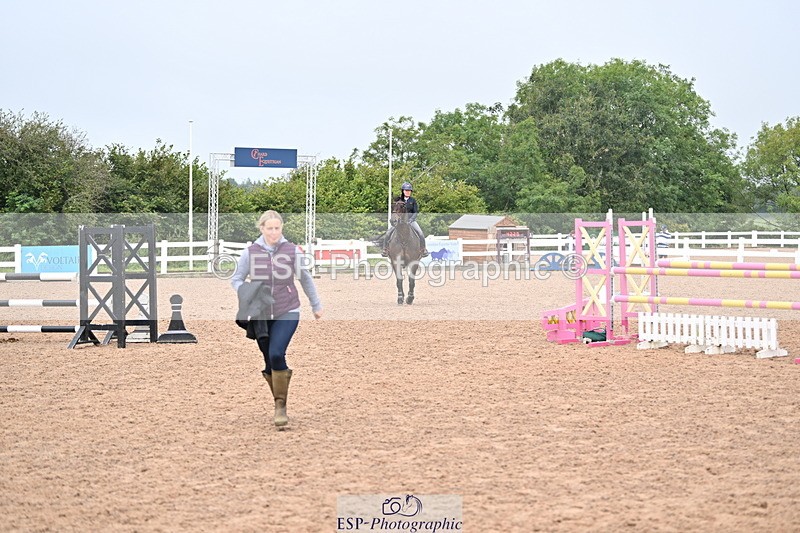 240907A-114923-01239 - Cls 8 1.05m Amateur Qualifier