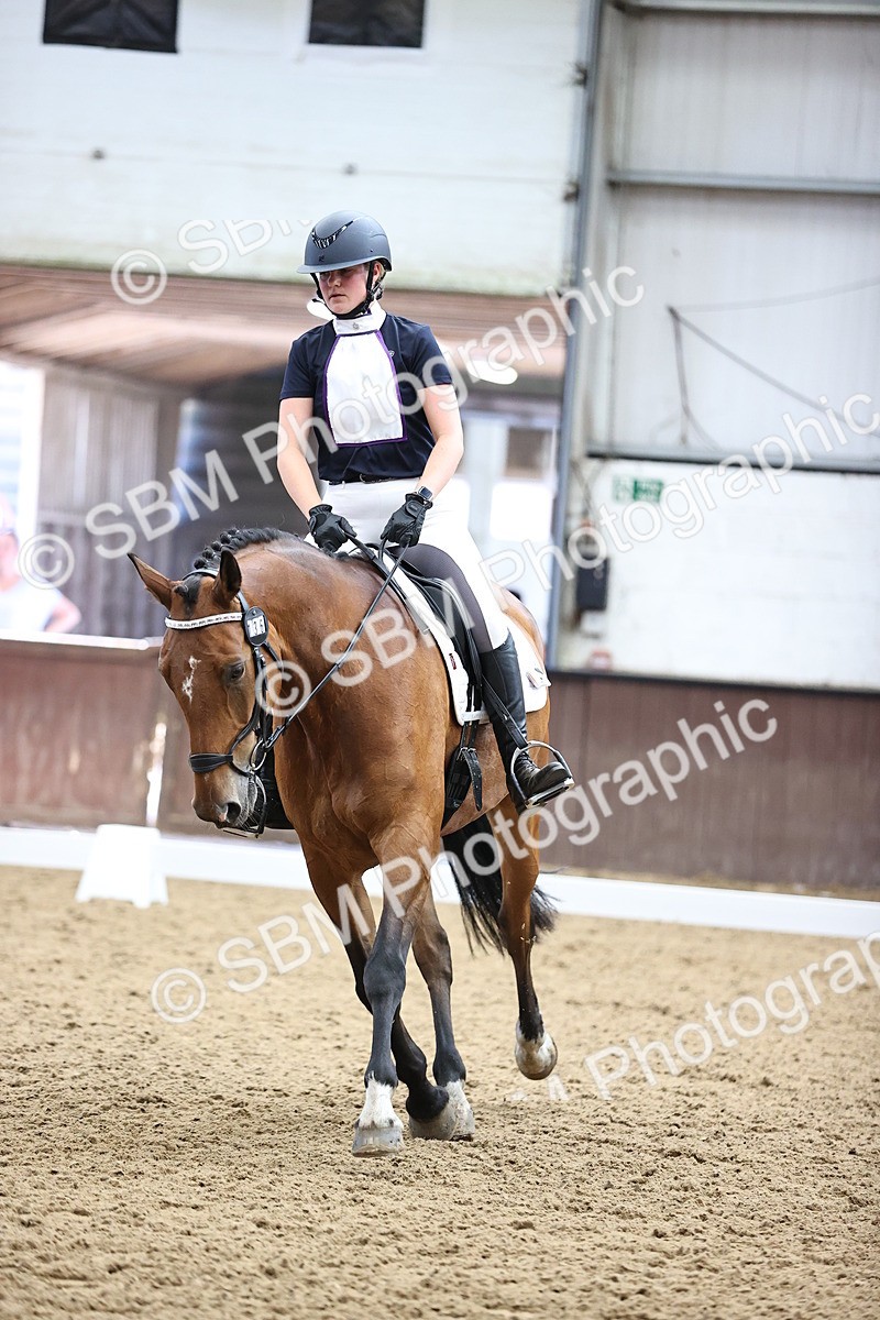 SBM_001882 - Novice 4 - 11.15-13.22