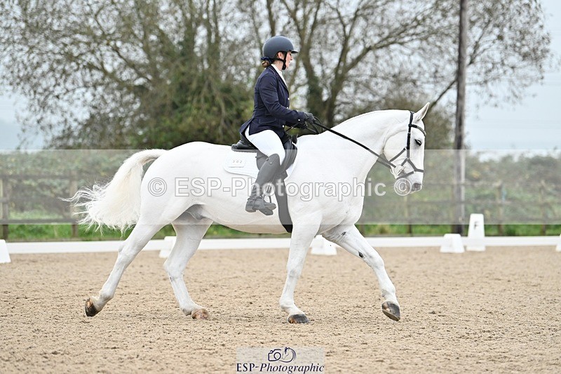 241103-141157-01903 - Novice 1 - 13.10 to 14.34