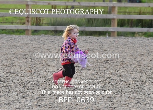 BPP_0639 - HOBBY HORSE SHOWJUMPING CLASSES