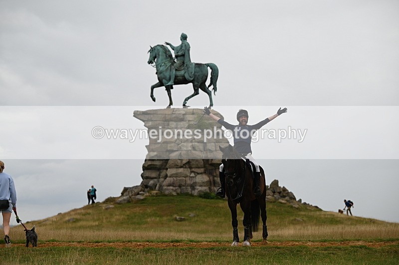 DSC_5731 - Time at Statue 11:46 to 12:16