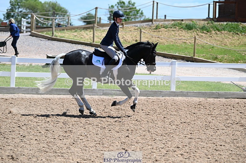 240609A-133847-05817 - Cls 25 Pony Newcomers and 1m Open