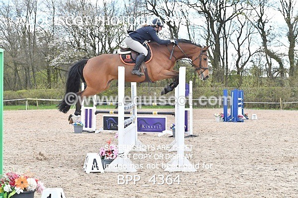 BPP_4364 - CLASS 8 FRI Senior Foxhunter/ 1.20m Open