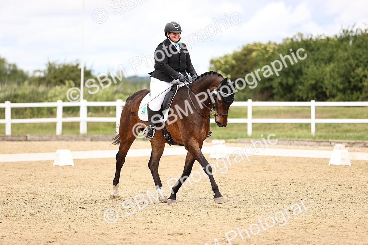 SBM_002886 - Class 2 - Novice 4 - 12.00-13.10
