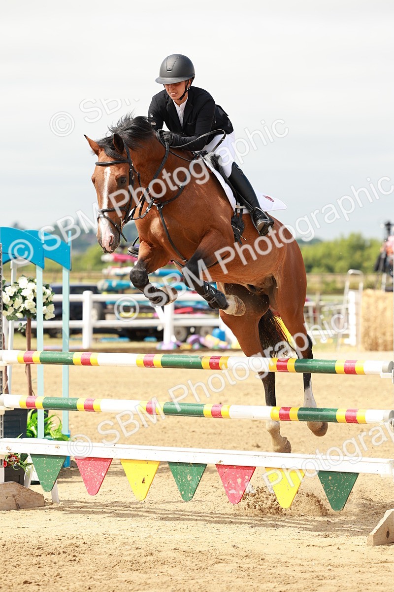 SBM_016911 - Class 20 - Senior Newcomers - 1.10m