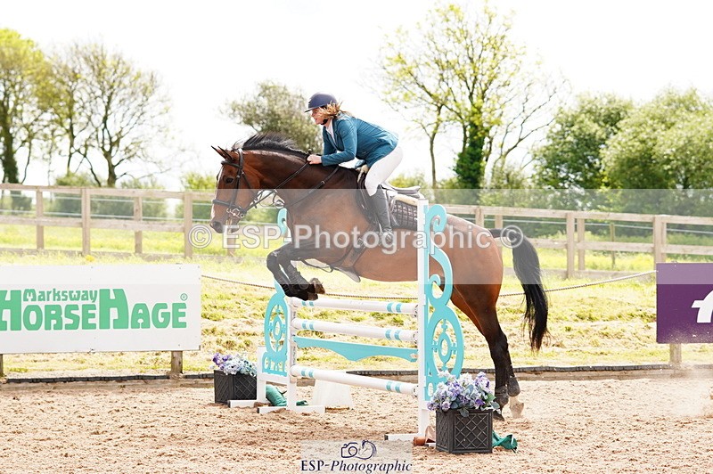 240526A-105054-07655 - Cls 26 Chard Equ 1.05m and 1.10m Grand Prix