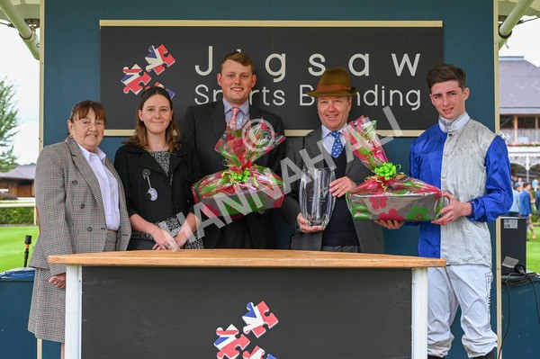 230923-Race 1-Invincible Molly-3011 - Race 1 2.00pm Jigsaw Sports Branding EBF Fillies' Novice Stakes