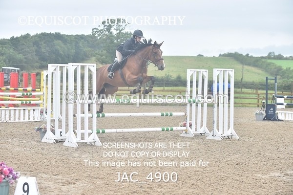 JAC_4900 - CLASS 16 SUN Senior Newcomers/ 1.10m Open