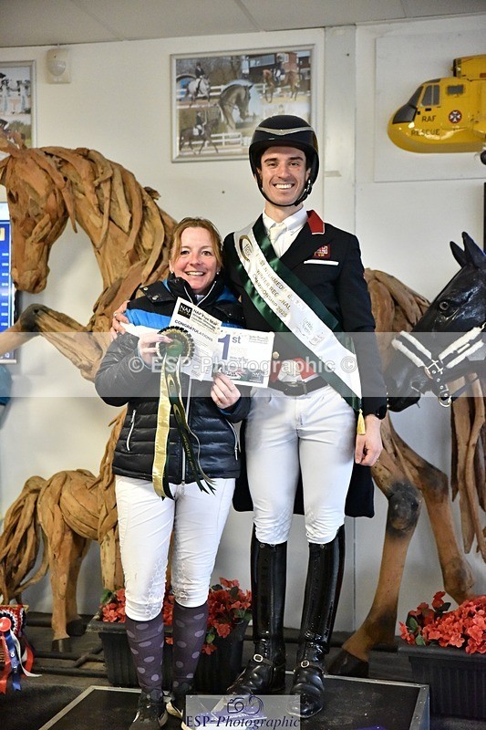 250214-135916-01697 - Inter I Gold Presentations