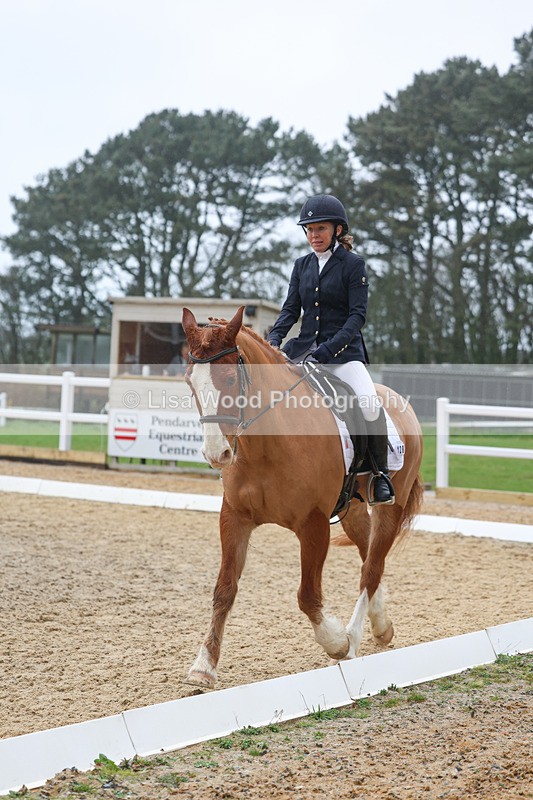 3E7A0913 - Class 5: Novice 1 2024 Section A