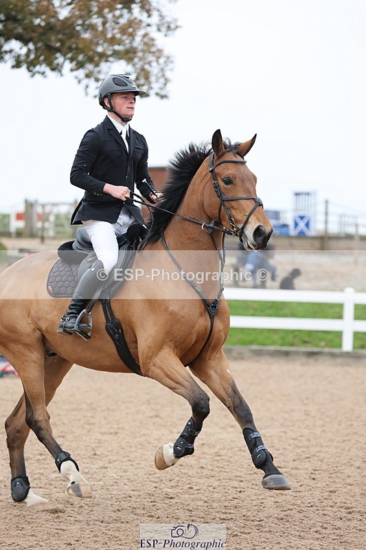 241101A-112536-01364 - FRI Cls 5 Newcomers and 1.10m Open