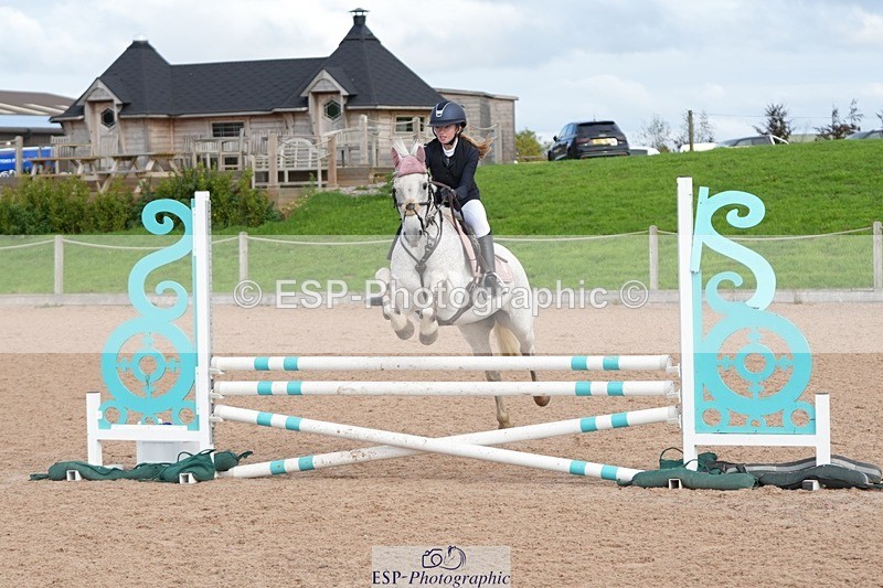 250921-101859-02159 - Cls 4 Pony British Novice and 80cm
