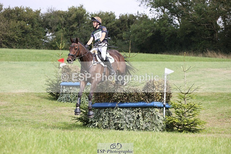 240831A-124214-02963 - 016-Max.Forster-FLO.CORMINT