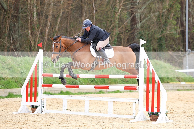 3E7A7736 - Class 8: Senior Newcomers/1.10m open