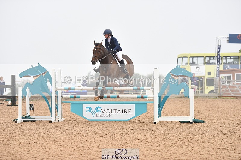 230916A-164436-05637 - Cls 19 Snr 1.10m Derby