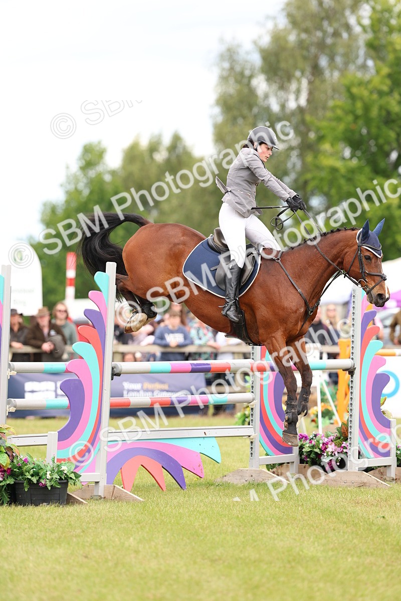 SBM_13941 - Class 206 - Senior Newcomers - 1.10m Open