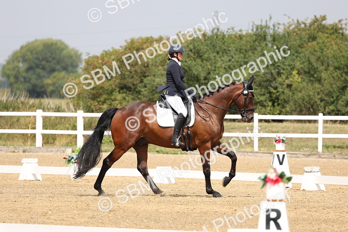 SBM_006246 - Class 6 - novice 6 - 11.50-12.46