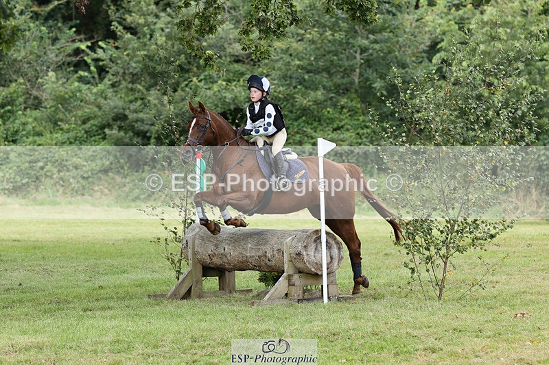 240825X-114453-32314 - 70cm XC 11.00 to 12.00