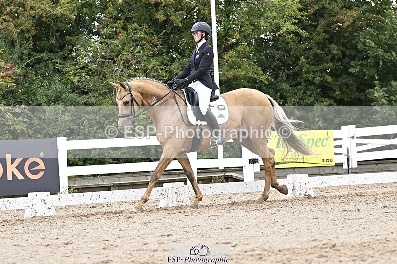 250907-170415-10895 - 054-Amy.Louise.LloydDiva.Royale