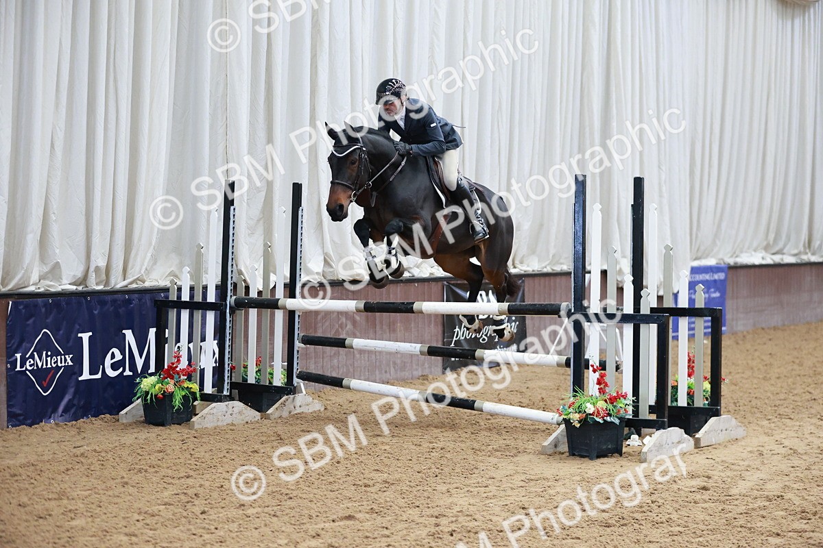 SBM_004152 - Class 11 - Senior Newcomers - 1.10m