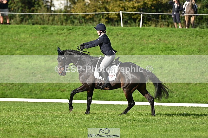 251024A-100904-07983 - F-452-Suzy.Stoneman