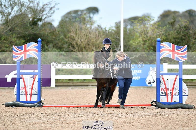 241013B-095414-00288 - Cls 1 Clear Round