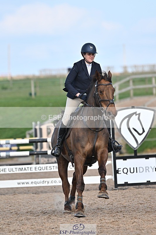 250326-144302-01225 - Cls 6 Foxhunter and 1.20m