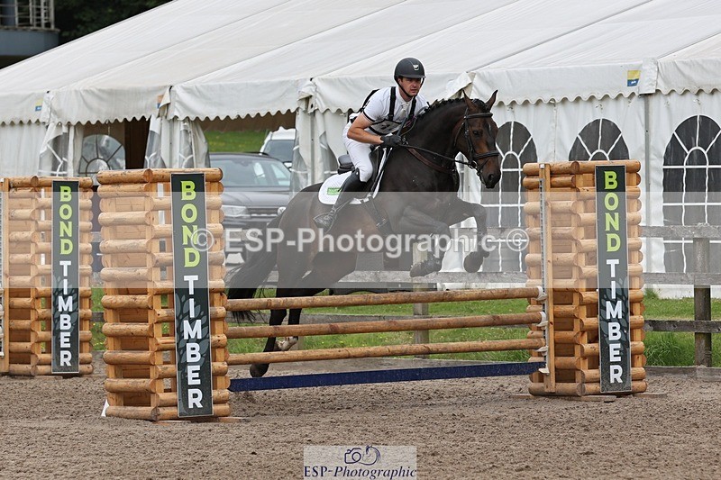 240803-102446-00545 - 104-Ollie_Martin-MIH_HUNTERS_BEAR