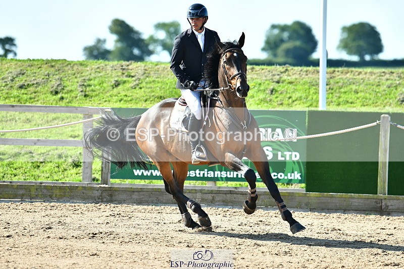 230720A-092526-01694 - Cls 1, 2 Star Small 1.30m