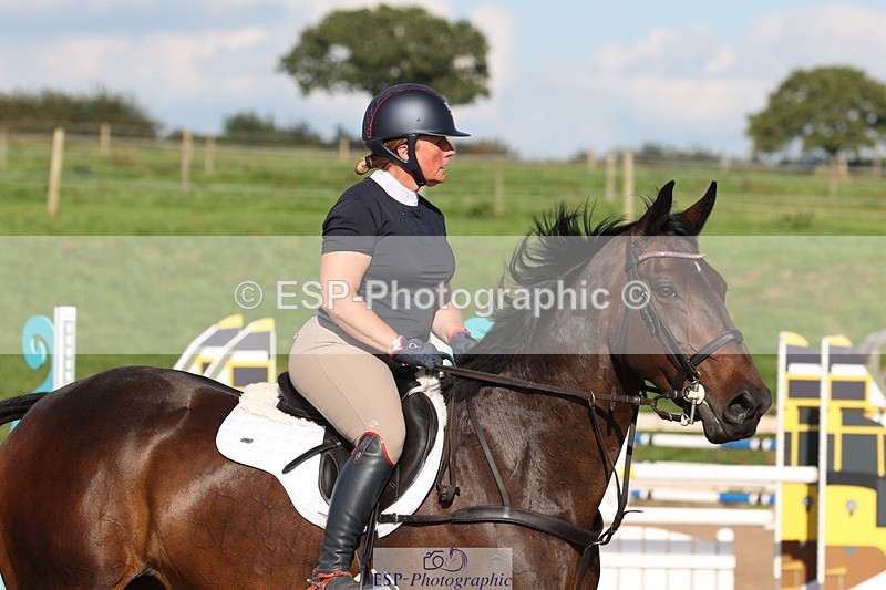 230915A-160646-03040 - Cls 6 Snr 1.05m Derby