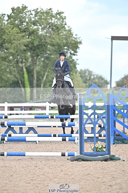 241005A-112042-03297 - SAT Cls 17 95cm Amateur Quali