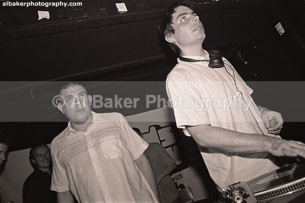 24 unabombers - Friends-&-Family @ the-roadhouse 15.09.01