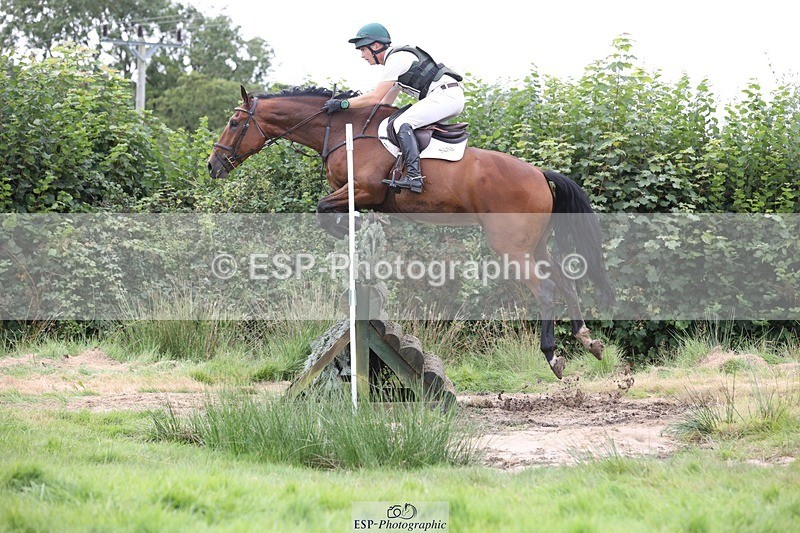 230820X-142331-3768 - BE100 XC 14.00 to 15.00 End