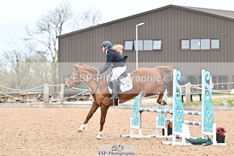 250414-113722-00601 - 90cm Round 1