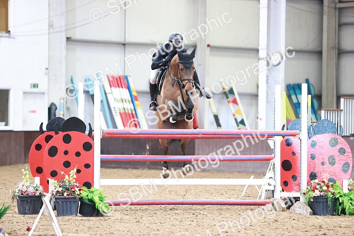 SBM_003078 - Class 11 - Senior Foxhunter 1.20m