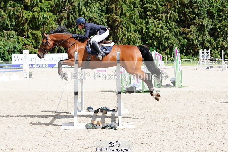 250615A-154924-11886 - Class 49 1m 05 Amateur Qualifier Snr 1m 05