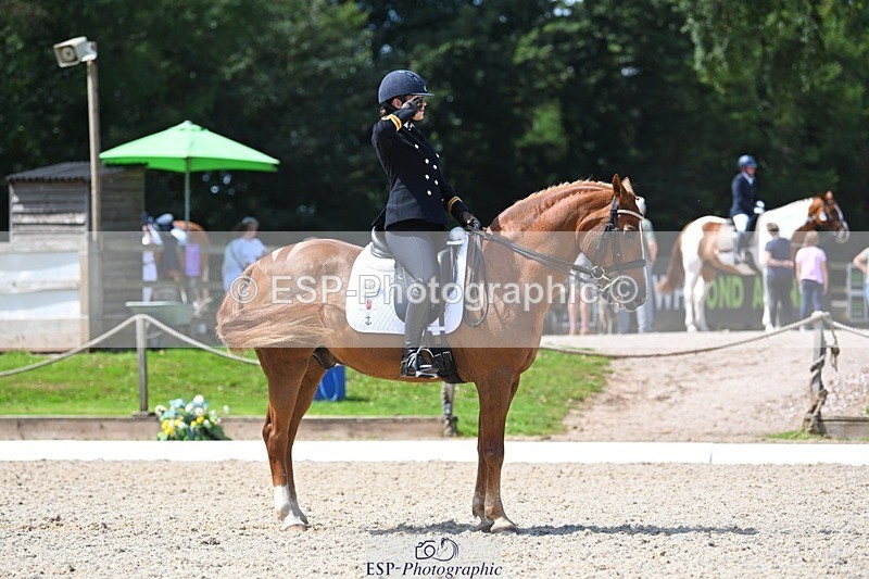 230811-123237-01310 - Cls 4 Adv Medium Silver