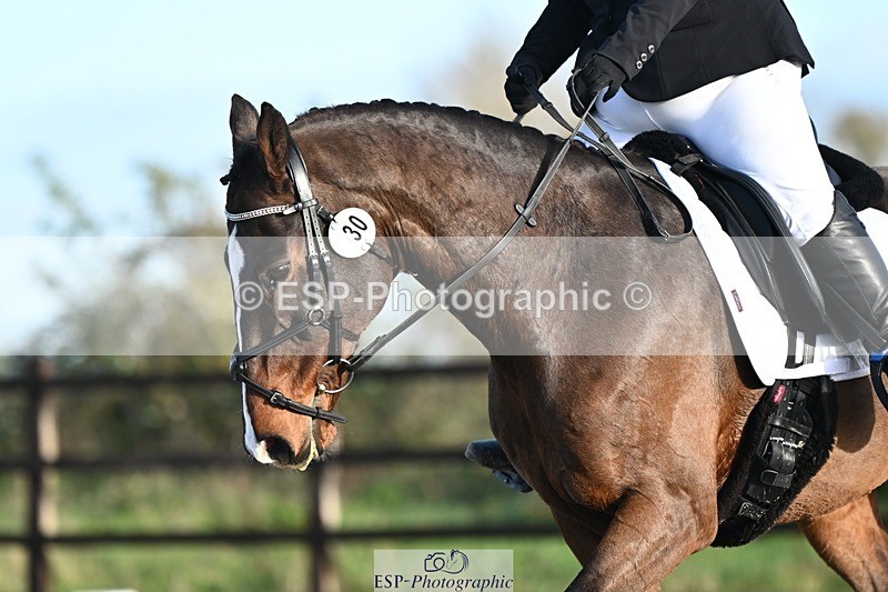 231105-143514-02414 - Cls 5 Novice 27 Start to 15.30 break