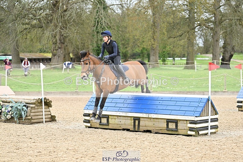 240411-120646-01188 - Group 4 XC