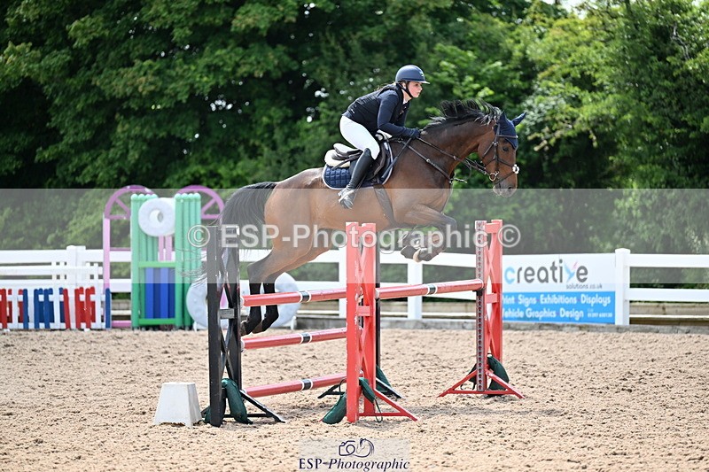 240605A-142559-00732 - Cls 4 Newcomers and 1.10m Open