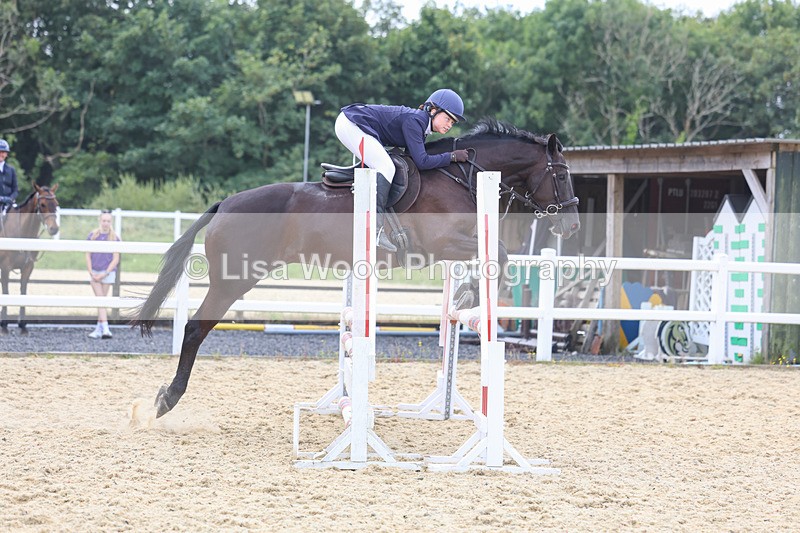 3E7A5042 - Class 4: Senior British Novice/90cm open