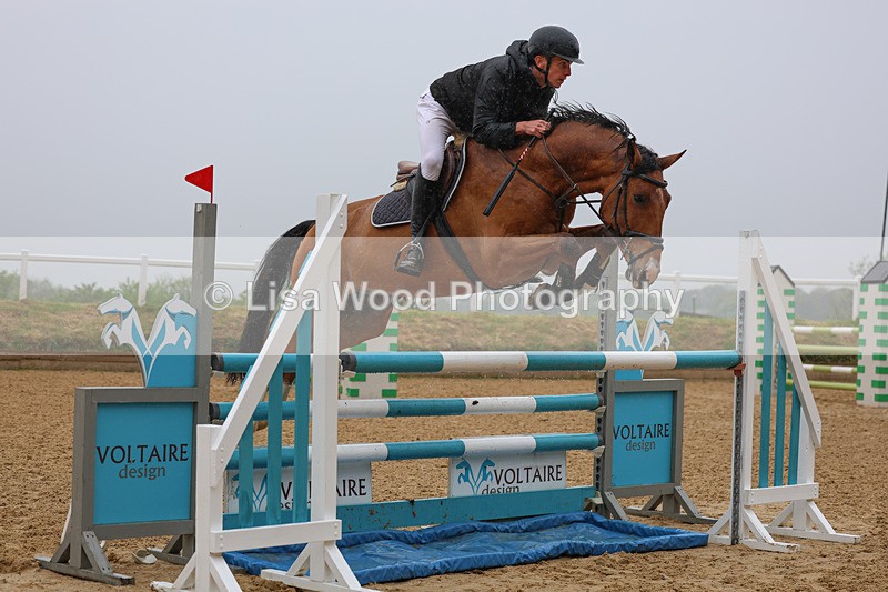 3E7A7083 - Class 7: Senior Newcomers/1.10m open