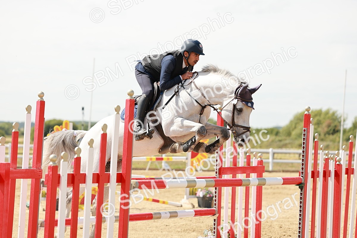 SBM_008033 - Class 4 - Senior Foxhunter - 1.20m Open