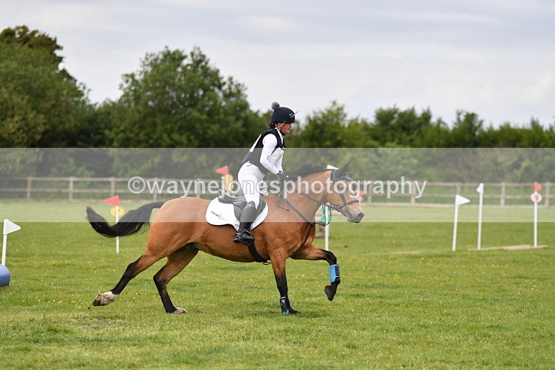 WJ5_3694 - Class 6 80cm