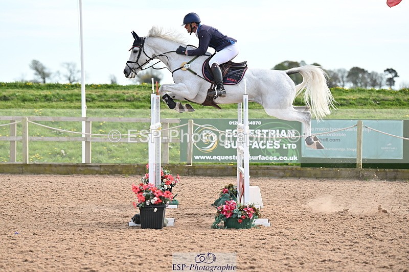 240418A-155411-04893 - Cls 9, 2 Star Big Tour 1.40m