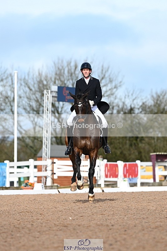 240218A-114555-06454 - 167-Mark.Forrest-Fidel.Von.Singng