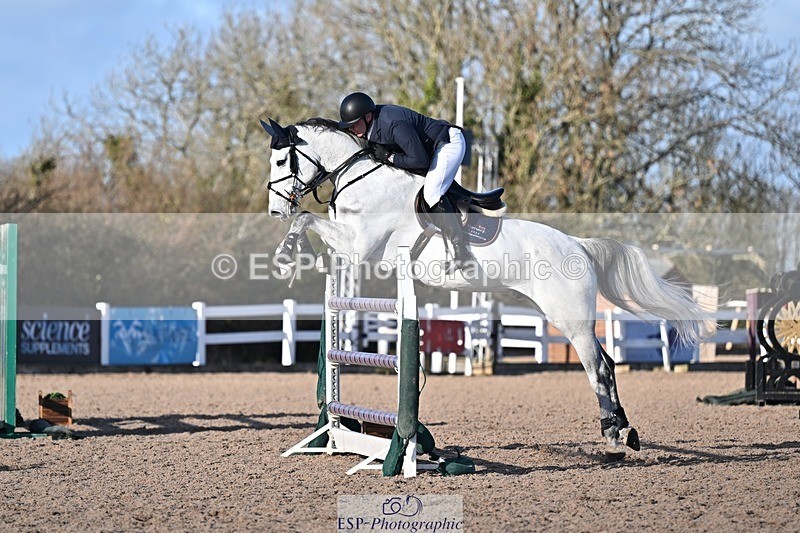 260107-130419-00354 - Cls 5+6 Foxhunter and 1.30m
