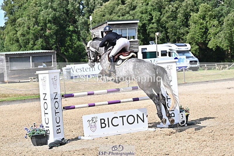 250704A-163416-12071 - Cls 23 Snr Foxhunter